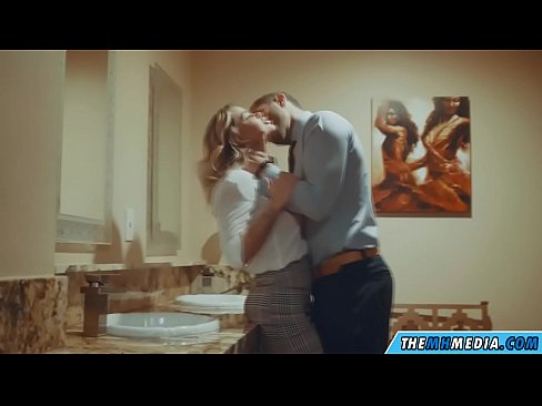 ❤️ Кога бујна русокоса ќе ве заведе во јавен тоалет ️❌ Порно на mk.ixiporn.ru ﹏